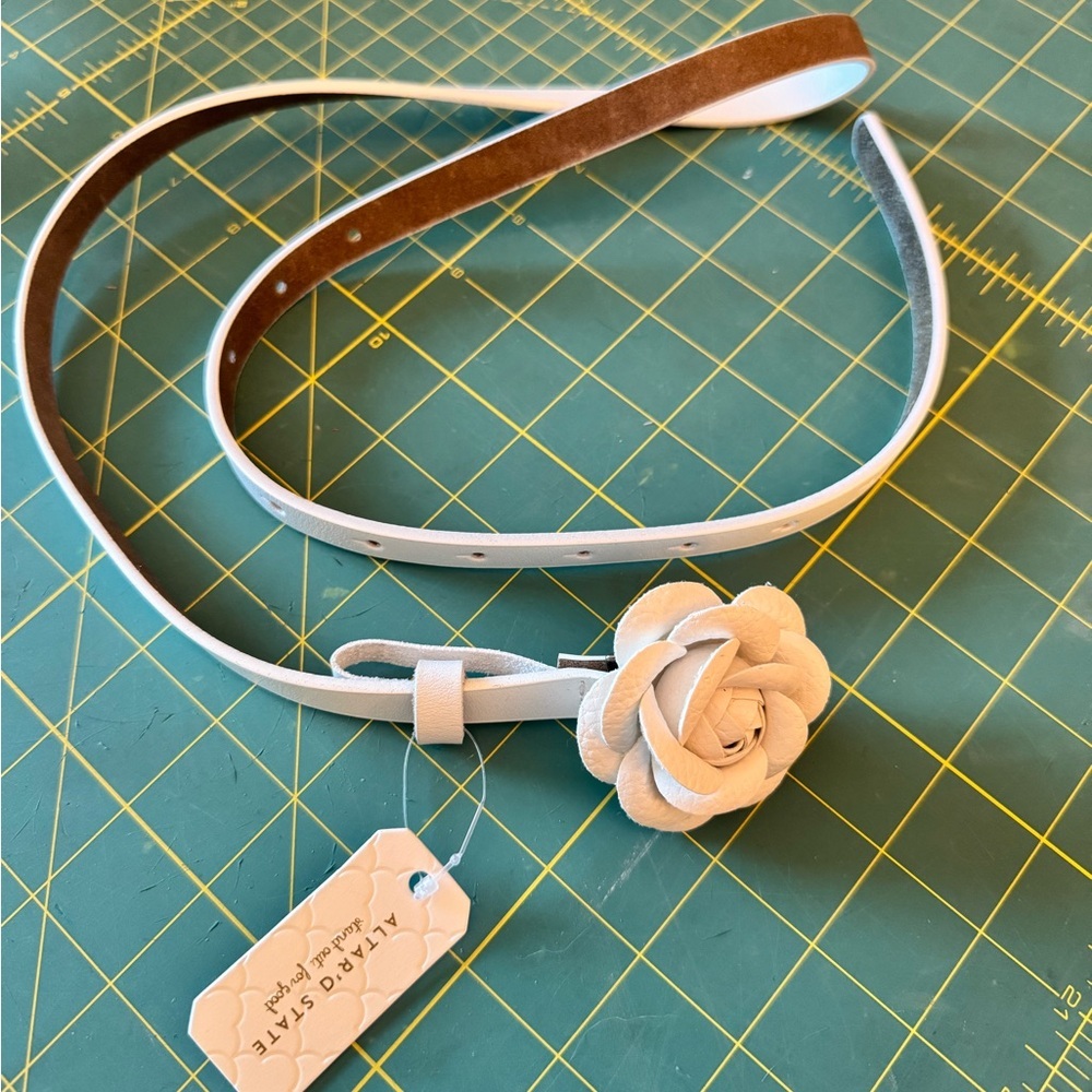 Altar'd State Cream and Brown Floral Accent Belt​